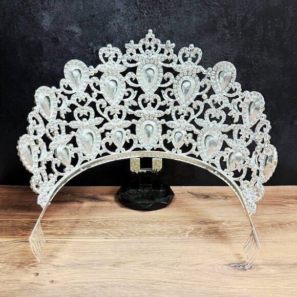 Homecoming Prom Headpiece, Quinceanera Crown, Silver Crystal Crown, Tiara Comb main image 6